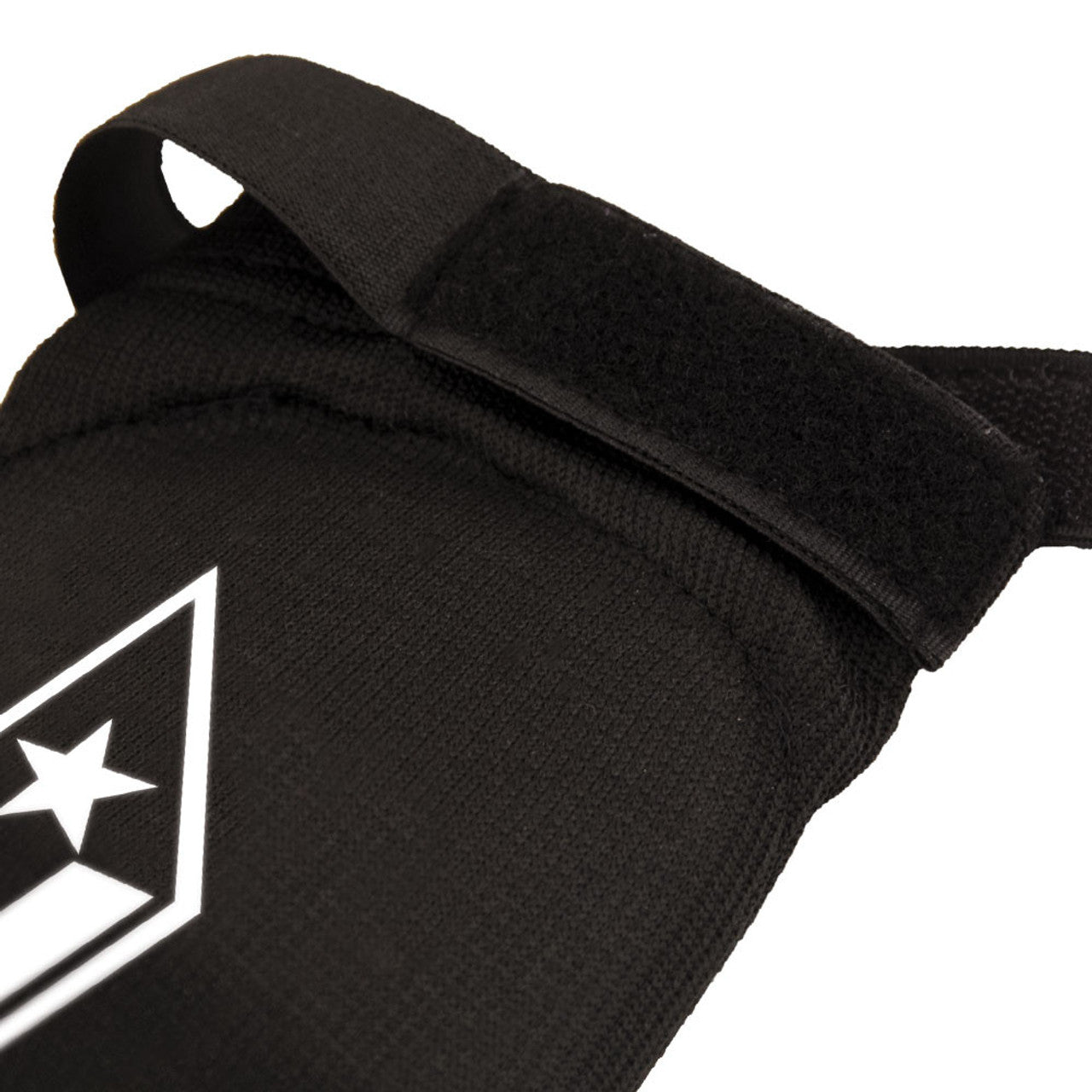 MUAY THAI SIGNATURE SLIP - ON ELBOW PADS | ELBOW SLEEVE GUARD | FOR MMA AND MARTIAL ARTS - Revgear Europe