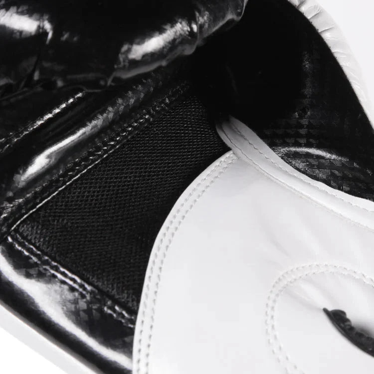 Pinnacle 2.0 boxing gloves White/black - FightstorePro