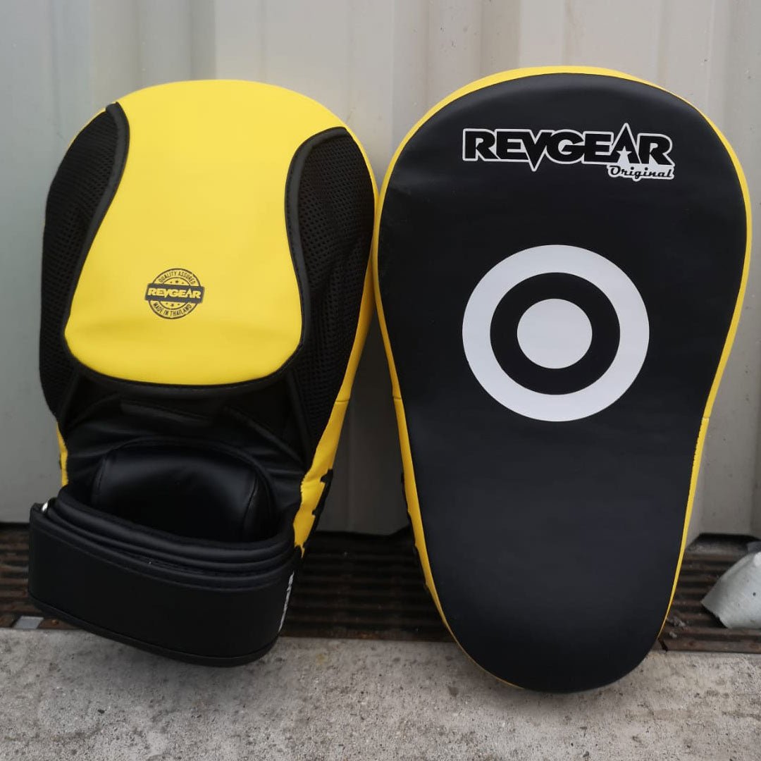 Thai Kick Mitts Long Focus Mitts for Muay Thai Revgear Europe